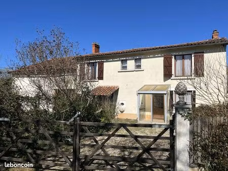 propriété 10 pièces 265 m²