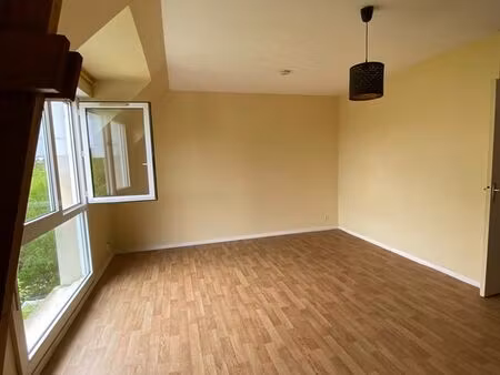 studio meublé la riche - à louer