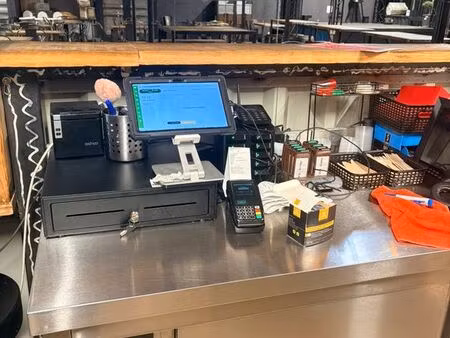 box cuisine food-court restauration