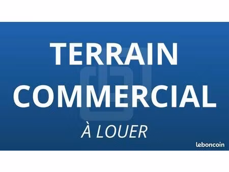 local commercial avec terrain de 1250m² - emplacement n°1 à sainte-maxime