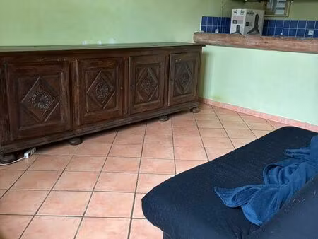 maison individuelle dans parc