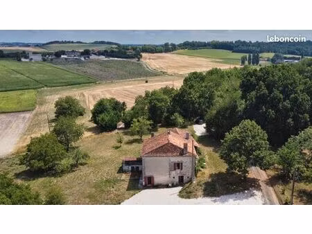 maison de charme à rénovée