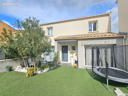 villa 4 pièces 103 m²