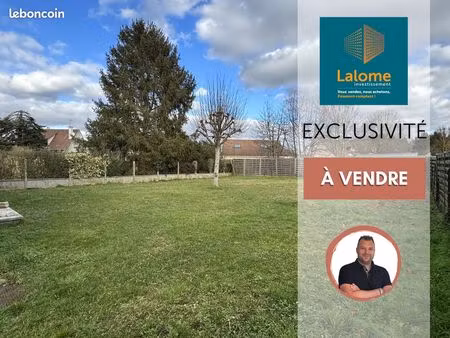 terrain 262 m² anet