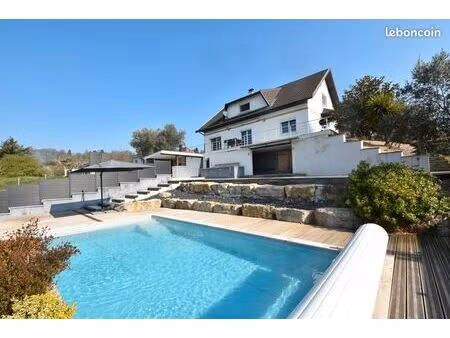 maison 7 pièces 164 m²