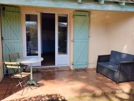 studio 1 pièce 19 m²