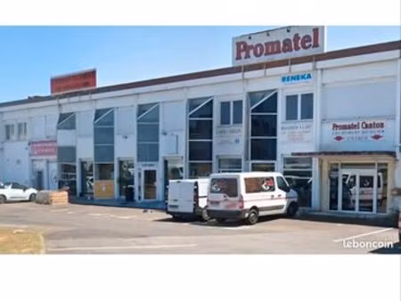 local commercial a louer