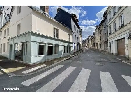 local commercial à louer à honfleur