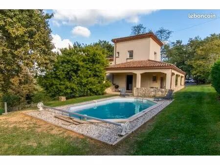 maison 4 chambres avec piscine