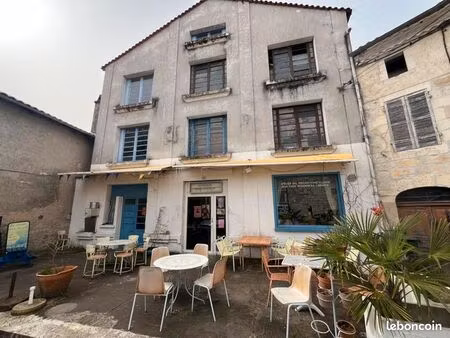 immeuble 560 m² lisle