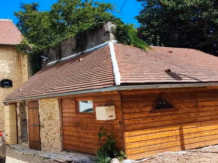 studio meublé dispo a le blanc