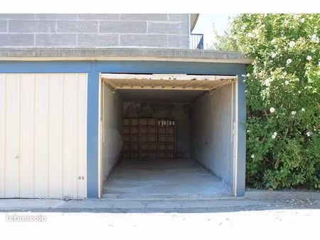 vente garage montpellier - arrêt tram 3 - les tonnelles