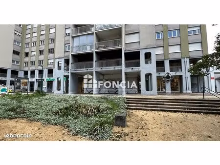 local commercial vendu sous bail commercial