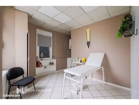local commercial 52 m²
