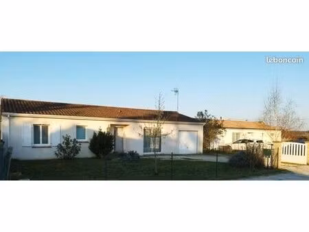 la couronne – maison plain-pied récente 93 m² – 3 chambres – dpe a – garage – terrain envi