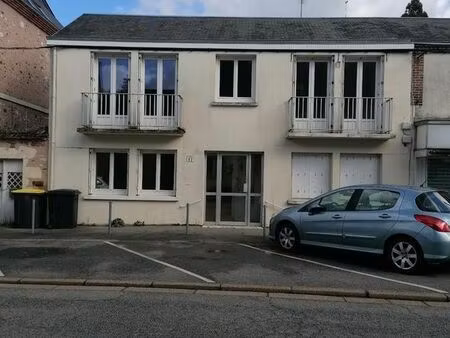 immeuble 100 m² thiron gardais