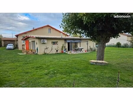 maison avec dépendances et terrain