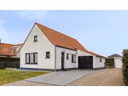 villa de 3 chambres à oostduinkerke  prête à emménager!