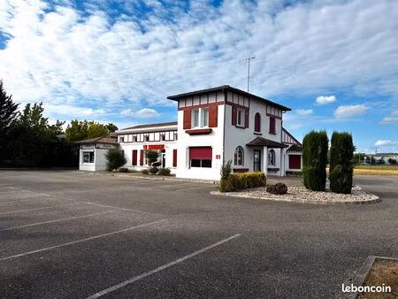 bureau (tout inclus : eau  électricité) - route de bordeaux