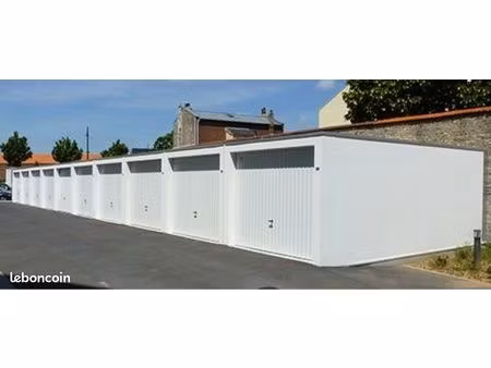 loue garage / box 18m2 neuf à proximité du centre ville