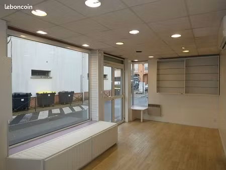 local commercial 49 m² la ferte saint aubin