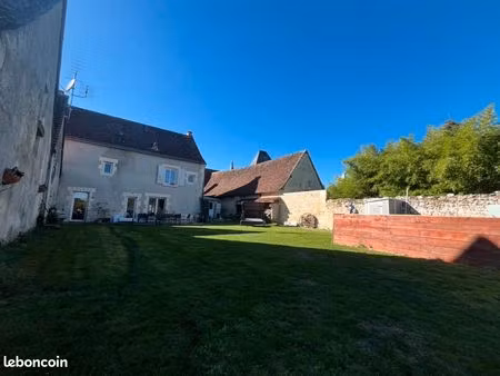 maison 8 pièces 163m2