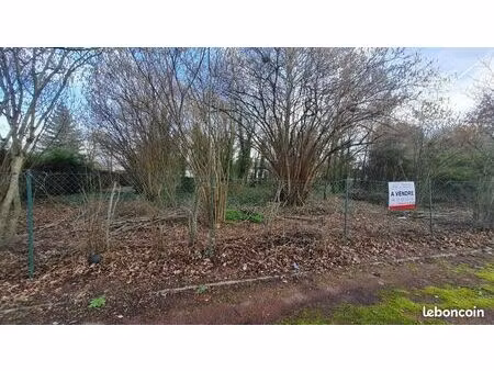 terrain 560 m² pannes