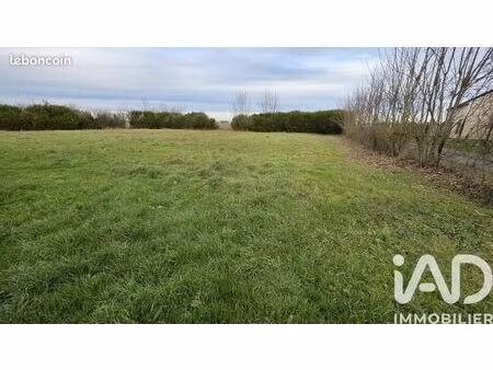 terrain 709 m² pannes