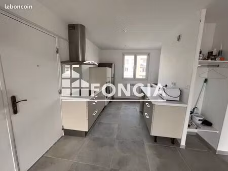 appartement 3 pièces 52 m²