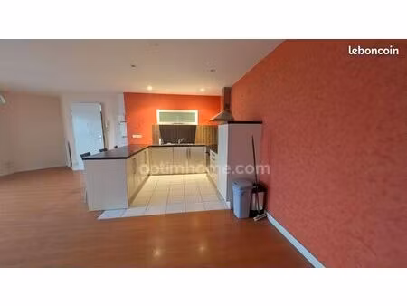 immeuble 7 pièces 171 m²