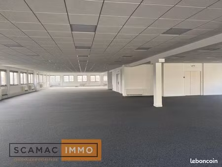 bureau 1 500 m²