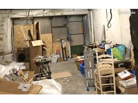 grand garage dans centre historique de cahors