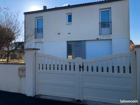 la couronne maison type 5 avec garage et cave