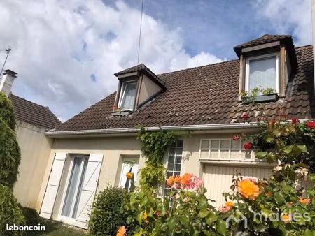 maison 5 pièces 80 m²