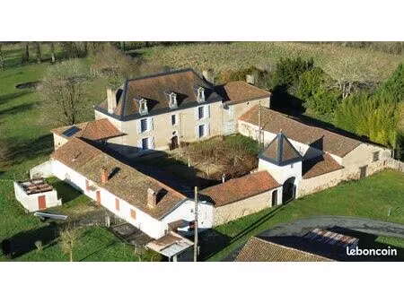 propriété 13 pièces 550 m²