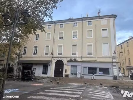 immeuble 912 m² ales