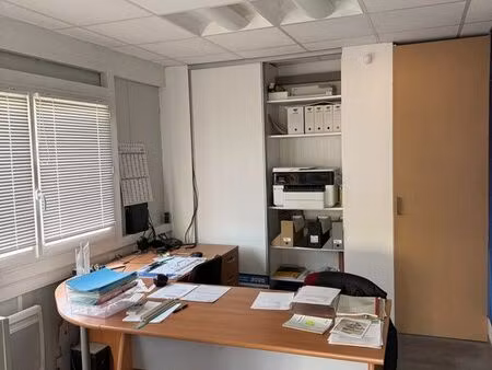 location bureaux +surface de stockage