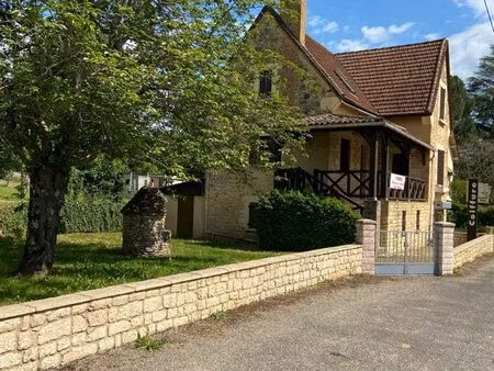 a vendre maison + commerce