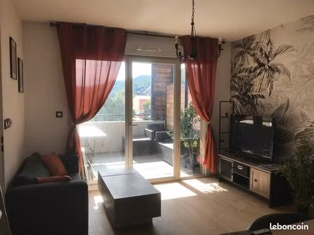 appartement loué a l'année