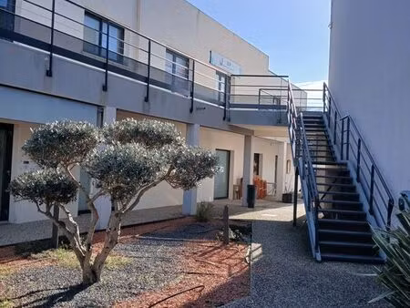 bureaux de 70m² avec parking