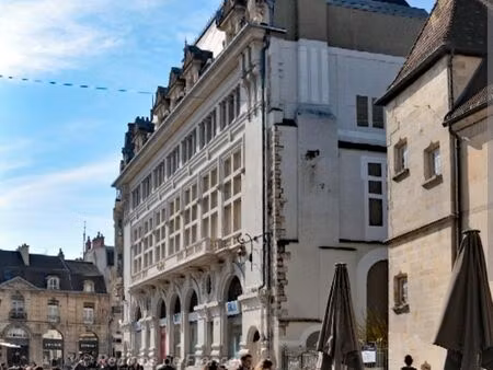 cave à louer place françois rude - bareuzai