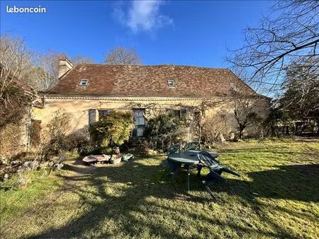 maison 5 pièces 149 m²