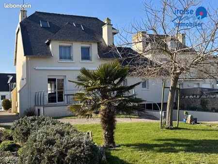propriété 7 pièces 181 m²
