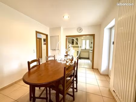 maison 5 pièces 104 m²