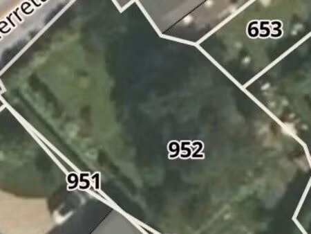 terrain constructible de 632 m2 - cadre verdoyant - proche de compiègne - 49 000