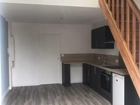 gravigny  app 2 pièces duplex 26m2 avec place de parking et proche t5