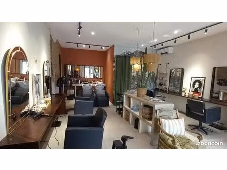 fonds de commerce _ salon de coiffure _ 73 k