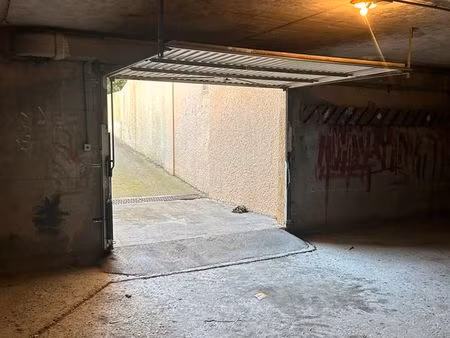 box en sous-sol à vendre