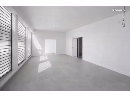 local commercial livry-gargan