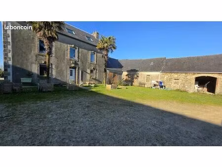 propriété 6 pièces 130 m²